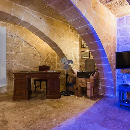 1 Bedroom Heritage La Valletta